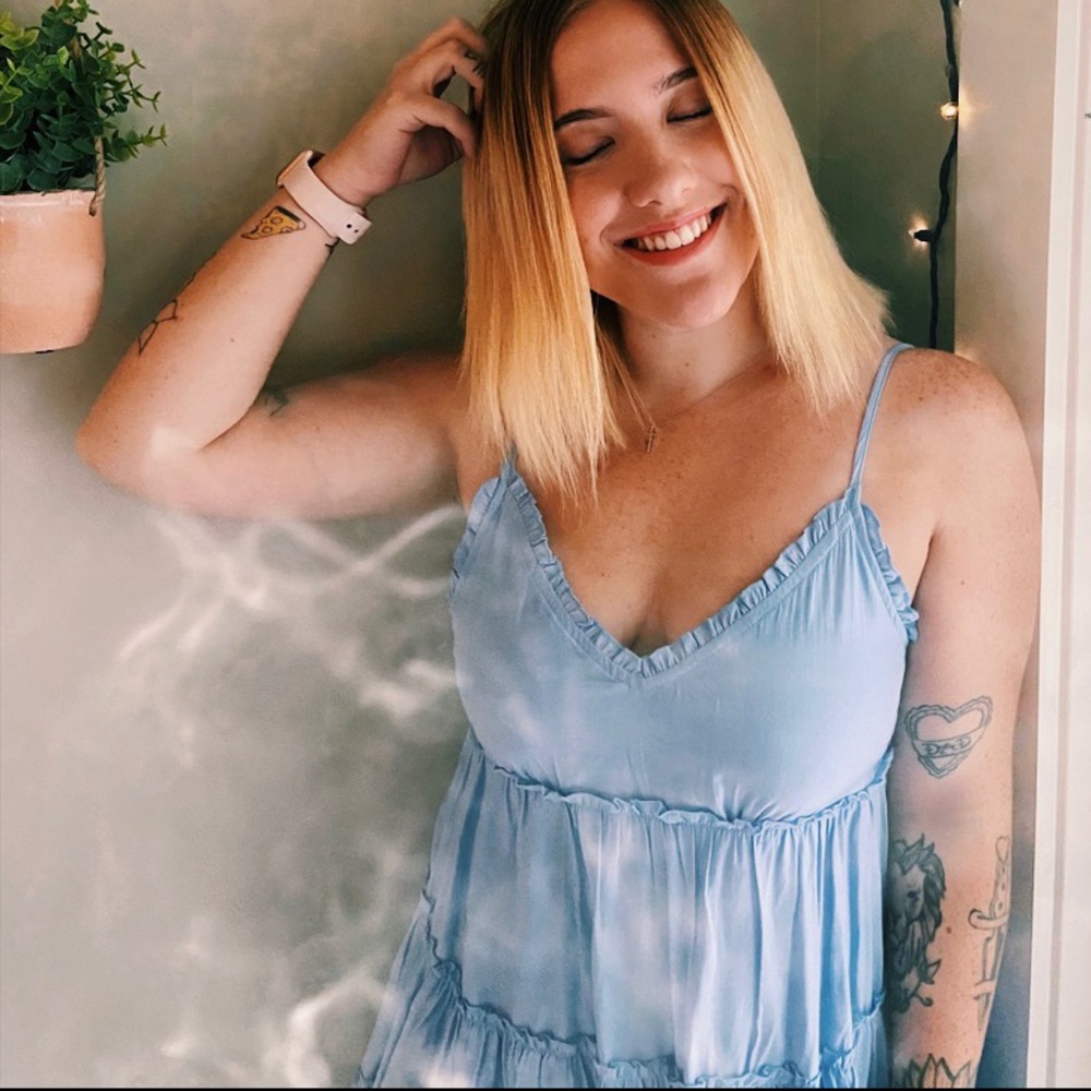 Baby blue dress *WITH POCKETS**